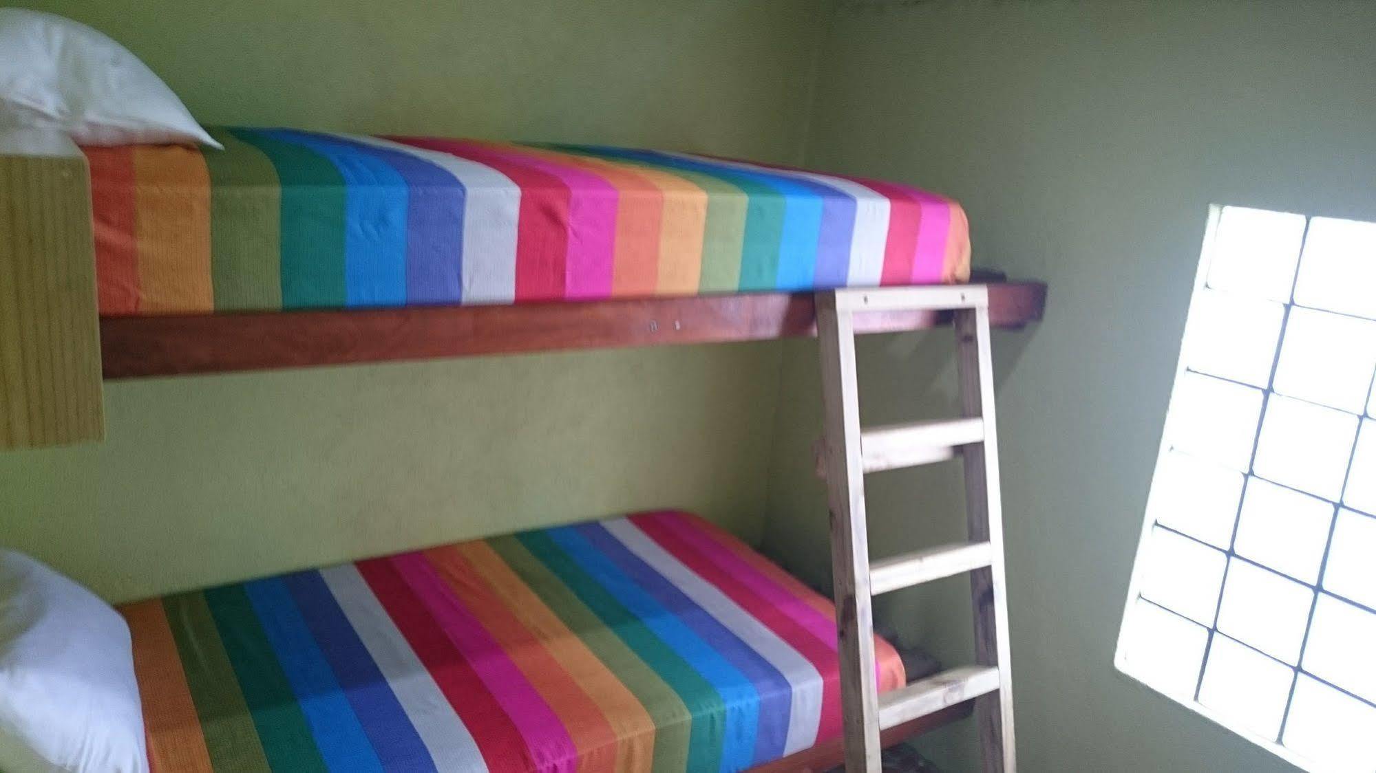 Retreat Seaside Hostel Port Vila Bagian luar foto
